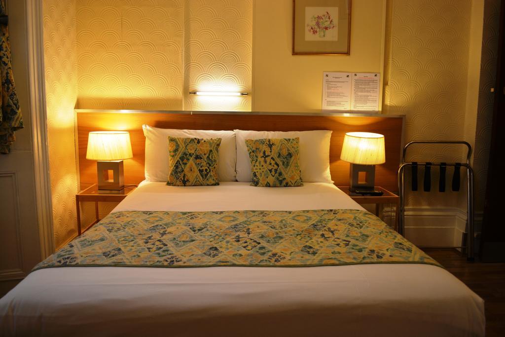 Falcon Hotel London Rum bild